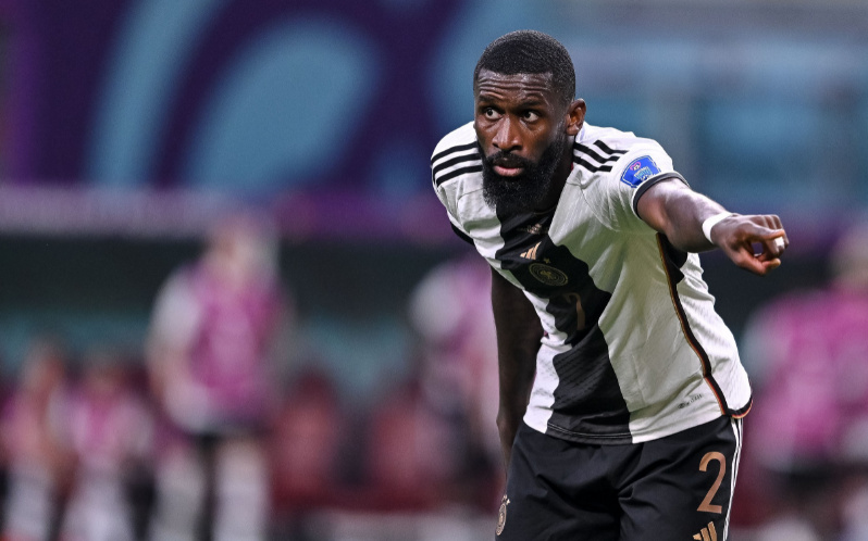 关于泰国队绝杀德国队，黄鸭组合刷新纪录的信息